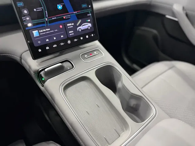 Nio EC6 — Фото автомобиля 15