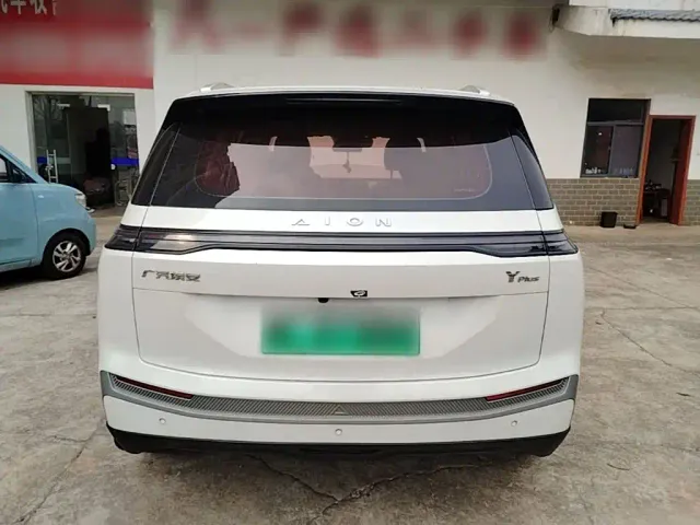 GAC Aion Y — Фото автомобиля 5