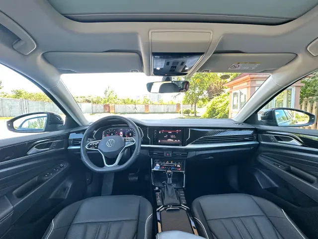 Volkswagen Passat — Фото автомобиля 9