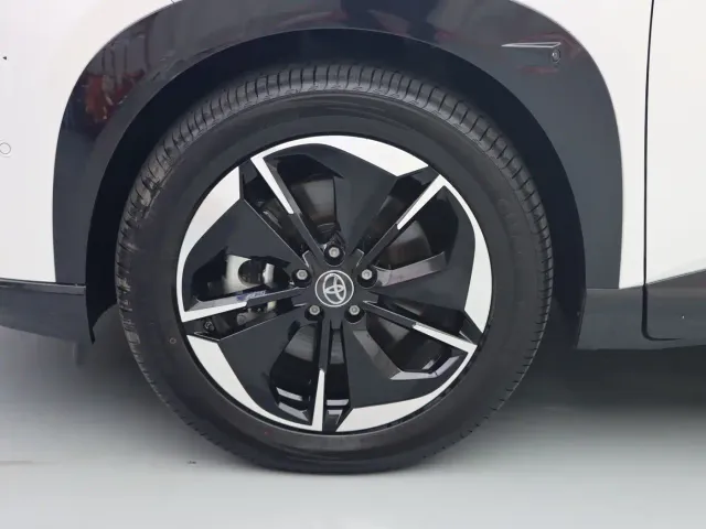 Toyota BoZhi 3X — Фото автомобиля 4