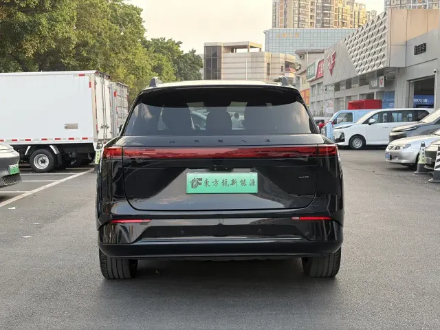 Xpeng G9 — Фото автомобиля 5