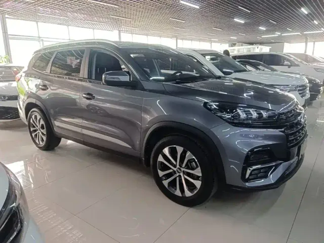 Chery Tiggo 8 — Фото автомобиля 3