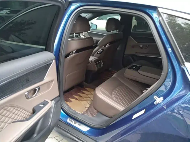 BYD Han — Фото автомобиля 16