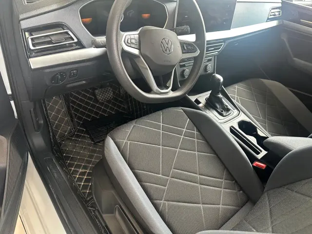 Volkswagen Lavida — Фото автомобиля 4