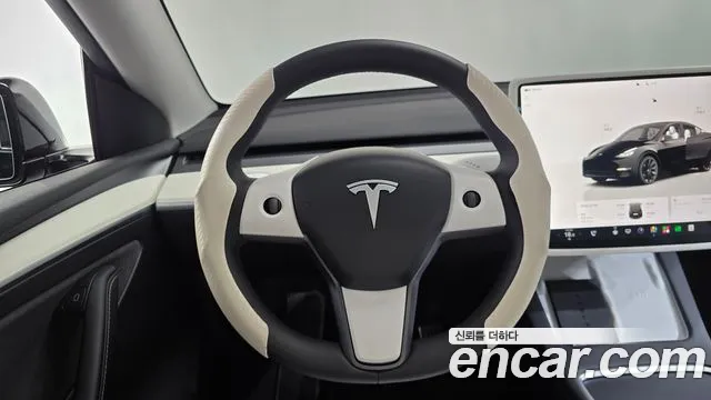 Tesla Model Y — Фото автомобиля 19