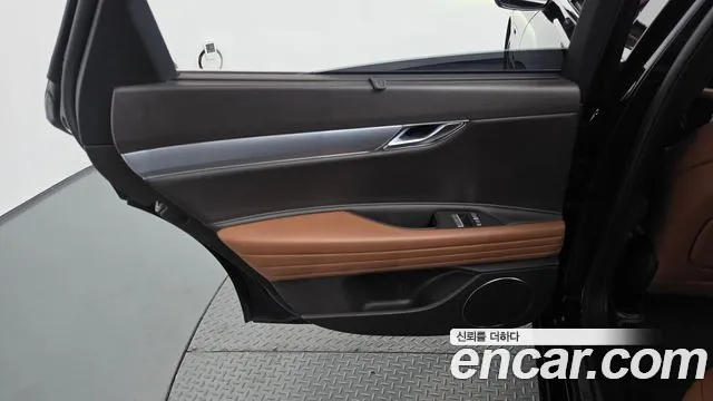 Genesis G80 RG3 — Фото автомобиля 14