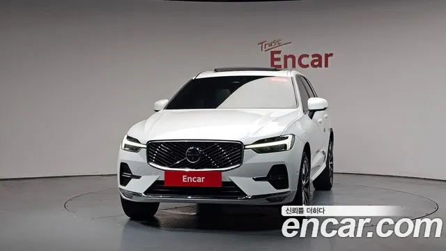 Вольво XC60 — Фото автомобиля 3
