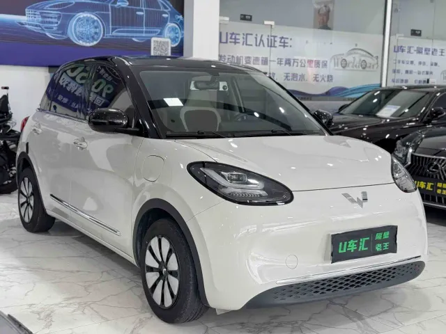 Wuling Bingo — Фото автомобиля 3