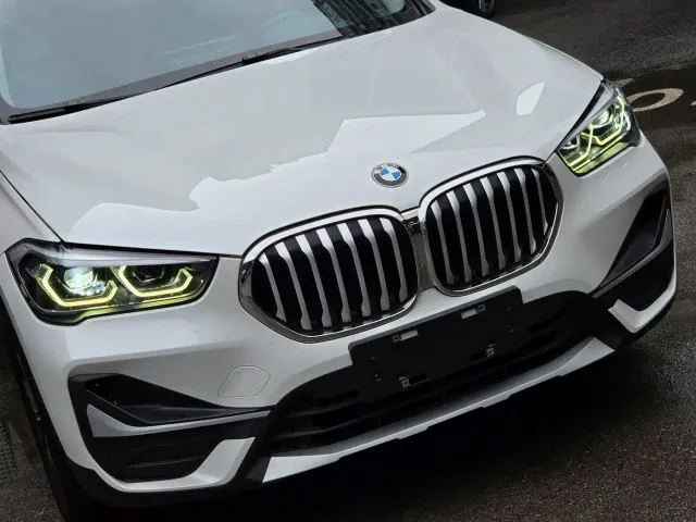 BMW X1 — Фото автомобиля 7