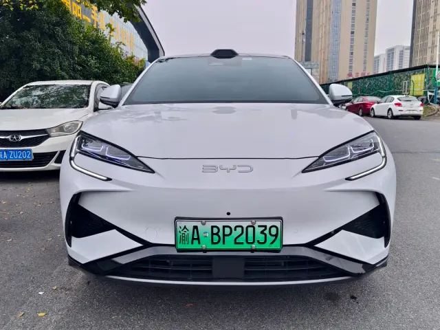 BYD Sealion 07 EV — Фото автомобиля 3