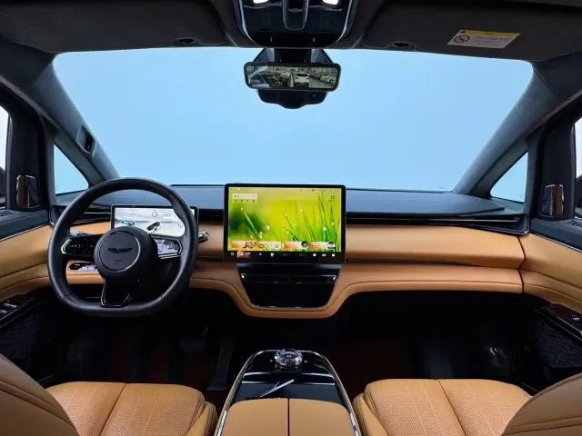 Geely Yizhen L380 — Фото автомобиля 16