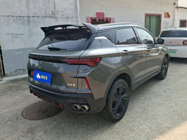 Geely Binyue — Фото автомобиля 3
