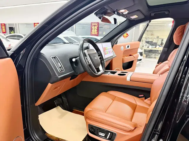 Li Auto L7 — Фото автомобиля 7
