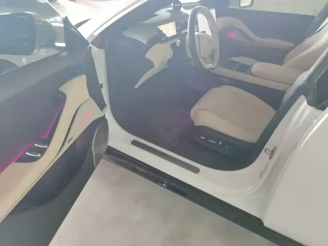 Nio ET5 Touring — Фото автомобиля 15