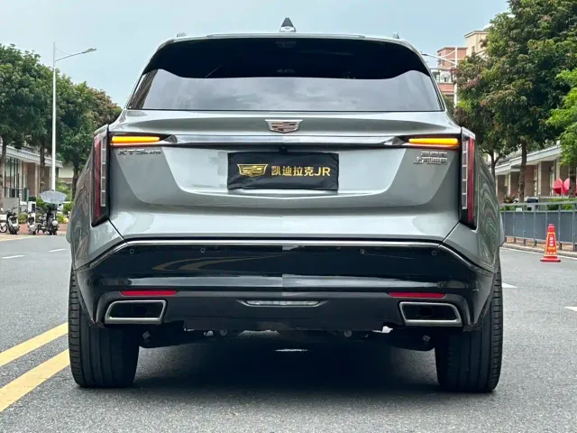Cadillac XT5 — Фото автомобиля 5