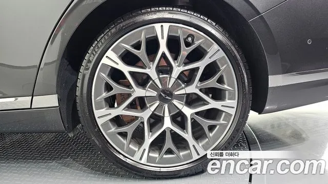 Genesis G90 RS4 — Фото автомобиля 6