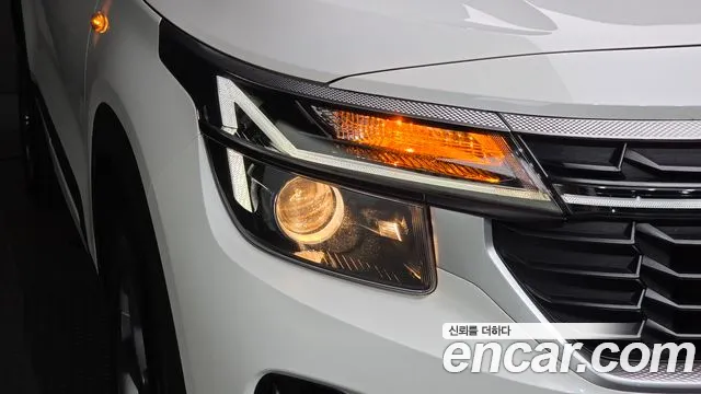 Kia Seltos Новый Seltos Бензин 2.0 2WD — Фото автомобиля 20
