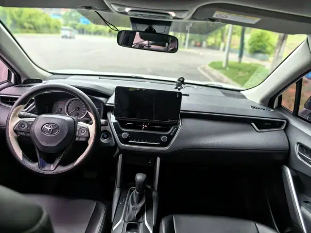 Toyota Corolla Cross — Фото автомобиля 13