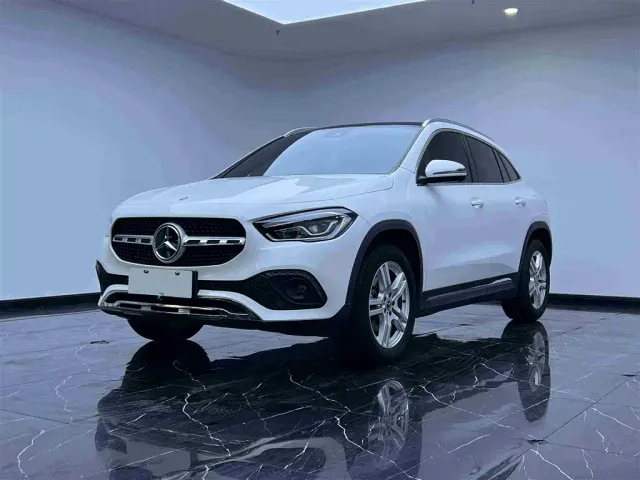 Фотография автомобиля — Mercedes-Benz GLA-Class