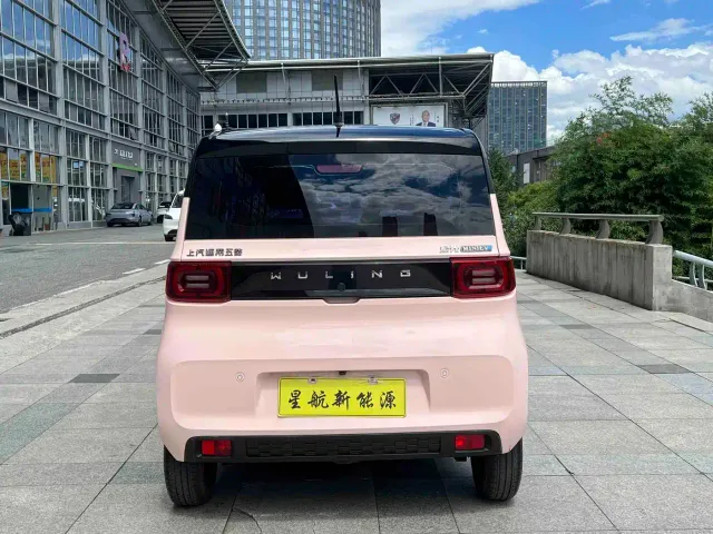 Wuling Hongguang Mini EV — Фото автомобиля 5