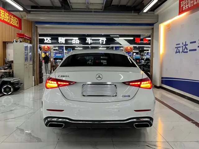 Mercedes-Benz C-Class — Фото автомобиля 4