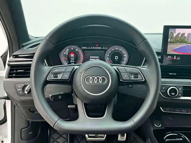 Audi A4L — Фото автомобиля 10