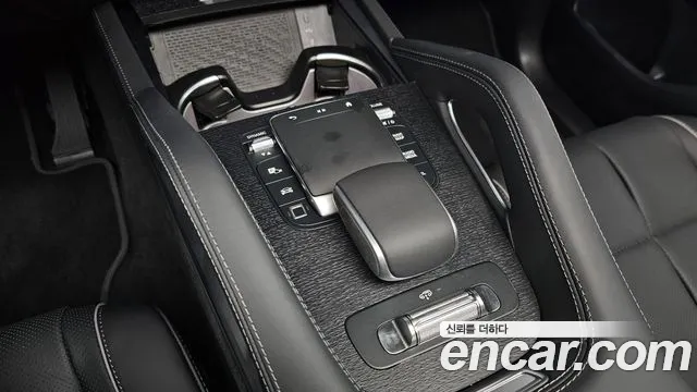 Mercedes-Benz GLE-Class — Фото автомобиля 26
