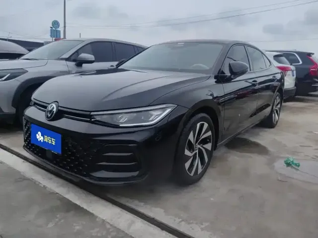 Фотография автомобиля — Volkswagen Passat