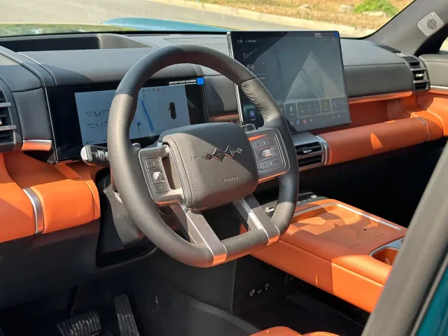 BYD FangChengBao Titanium 7 — Фото автомобиля 11