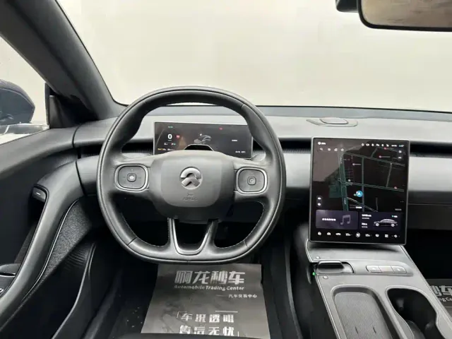 Nio ET5 — Фото автомобиля 10