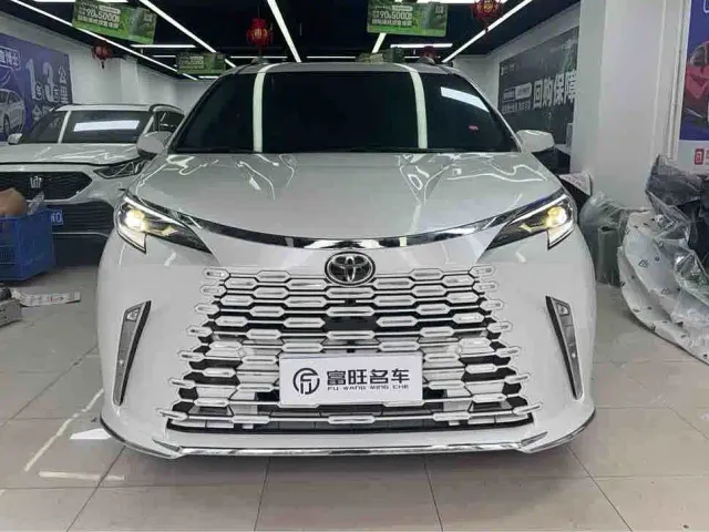 Toyota Granvia — Фото автомобиля 2