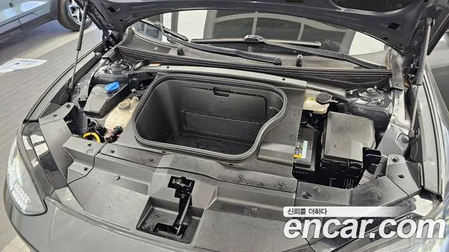 Hyundai Ioniq 6 — Фото автомобиля 9