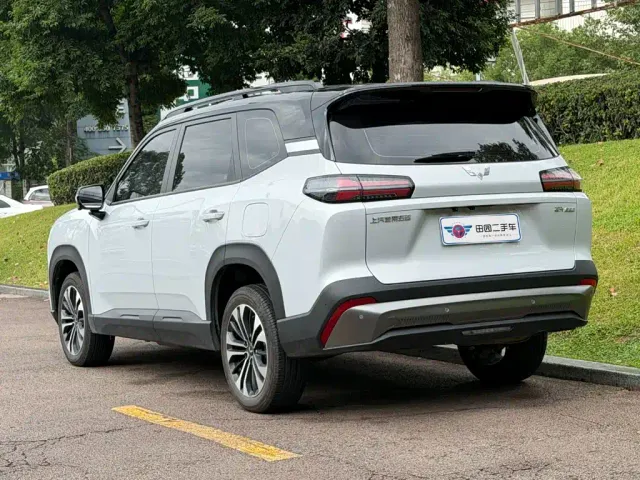 Wuling Starlight 560 — Фото автомобиля 4