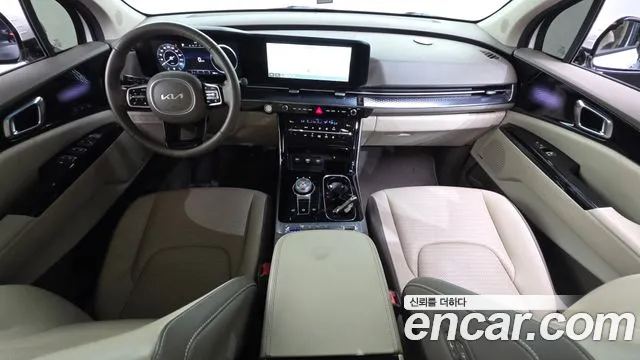 Kia Carnival Generation 4 — Фото автомобиля 7