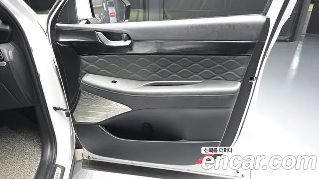 Hyundai Palisade Palisade Бензин 3.8 2WD — Фото автомобиля 24