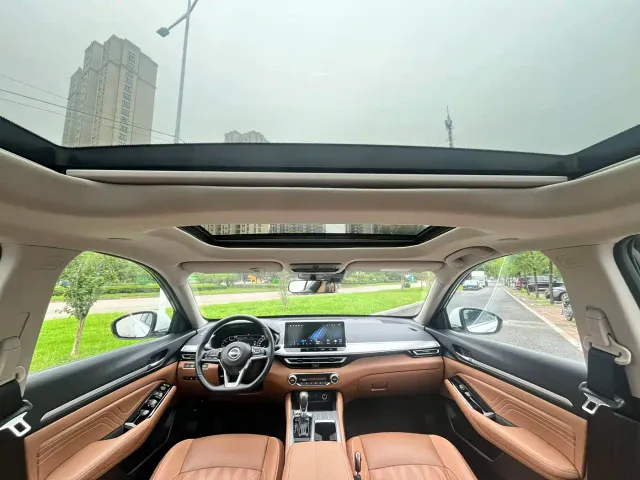Nissan Teana — Фото автомобиля 9