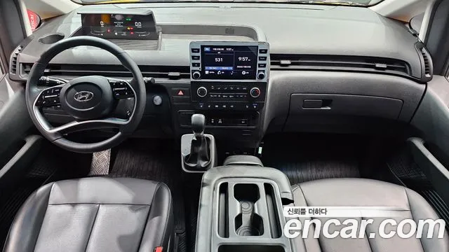 Hyundai Staria — Фото автомобиля 10