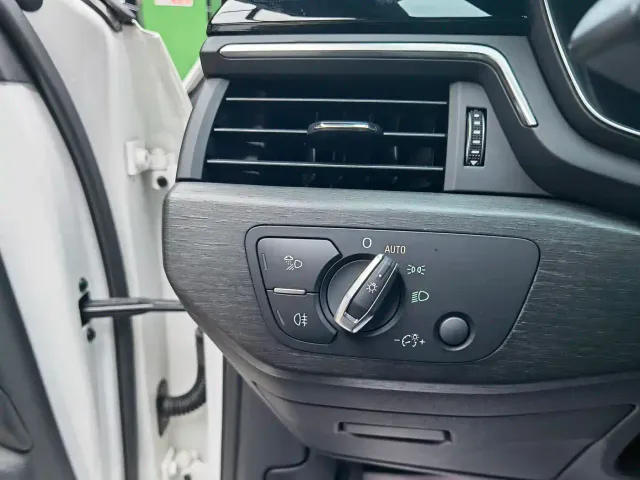 Audi A4L — Фото автомобиля 13