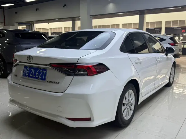 Toyota Corolla — Фото автомобиля 15