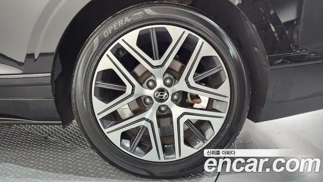 Hyundai Grandeur GN7 — Фото автомобиля 6