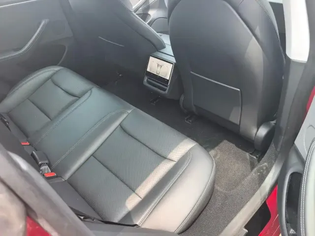 Tesla Model 3 2023 Rear-Wheel Drive — Фото автомобиля 6