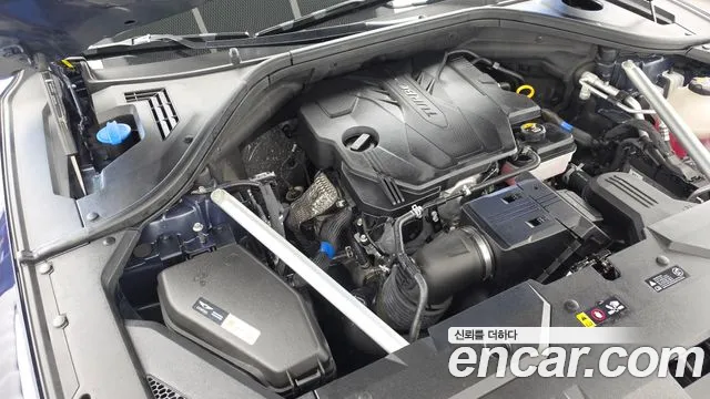 Genesis GV70 — Фото автомобиля 6
