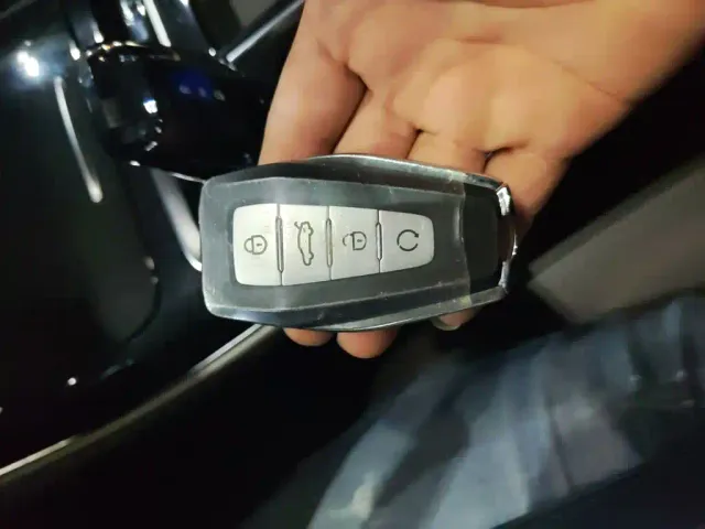 Geely Boyue L — Фото автомобиля 17
