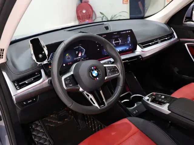 BMW X1 — Фото автомобиля 10