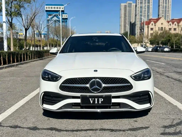 Mercedes-Benz C-Class — Фото автомобиля 3
