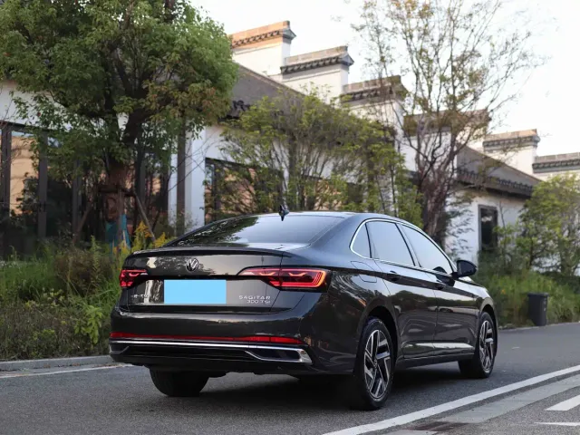 Volkswagen Sagitar — Фото автомобиля 4
