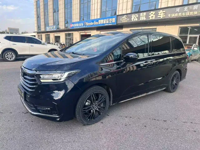Honda Odyssey — Фото автомобиля 2