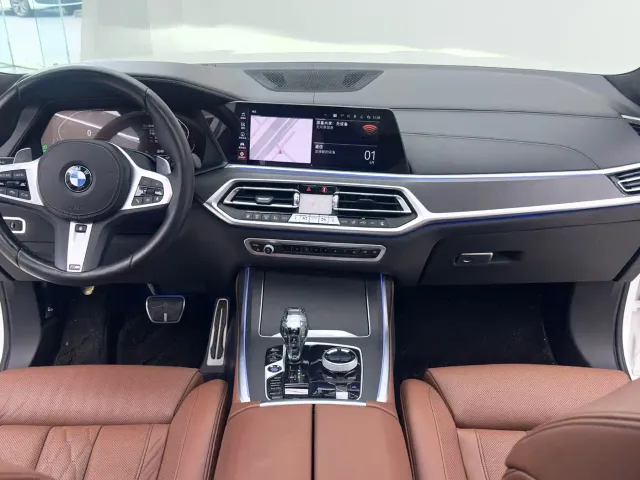 BMW X7 — Фото автомобиля 20