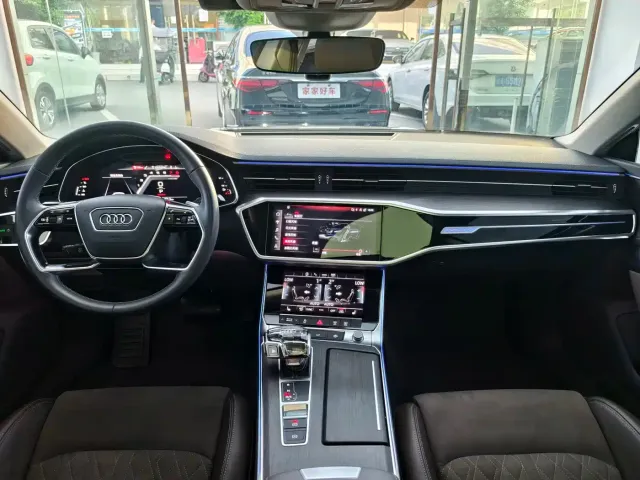 Audi A7L — Фото автомобиля 17