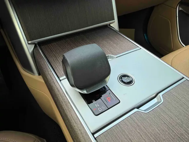 Land Rover Range Rover — Фото автомобиля 6